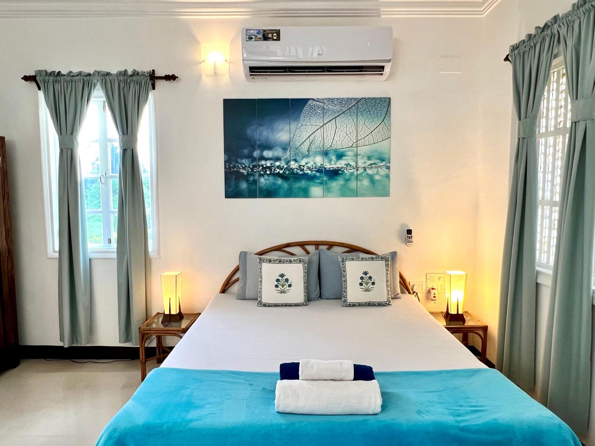Chalet Saffron Goa Бенаулим Экстерьер фото